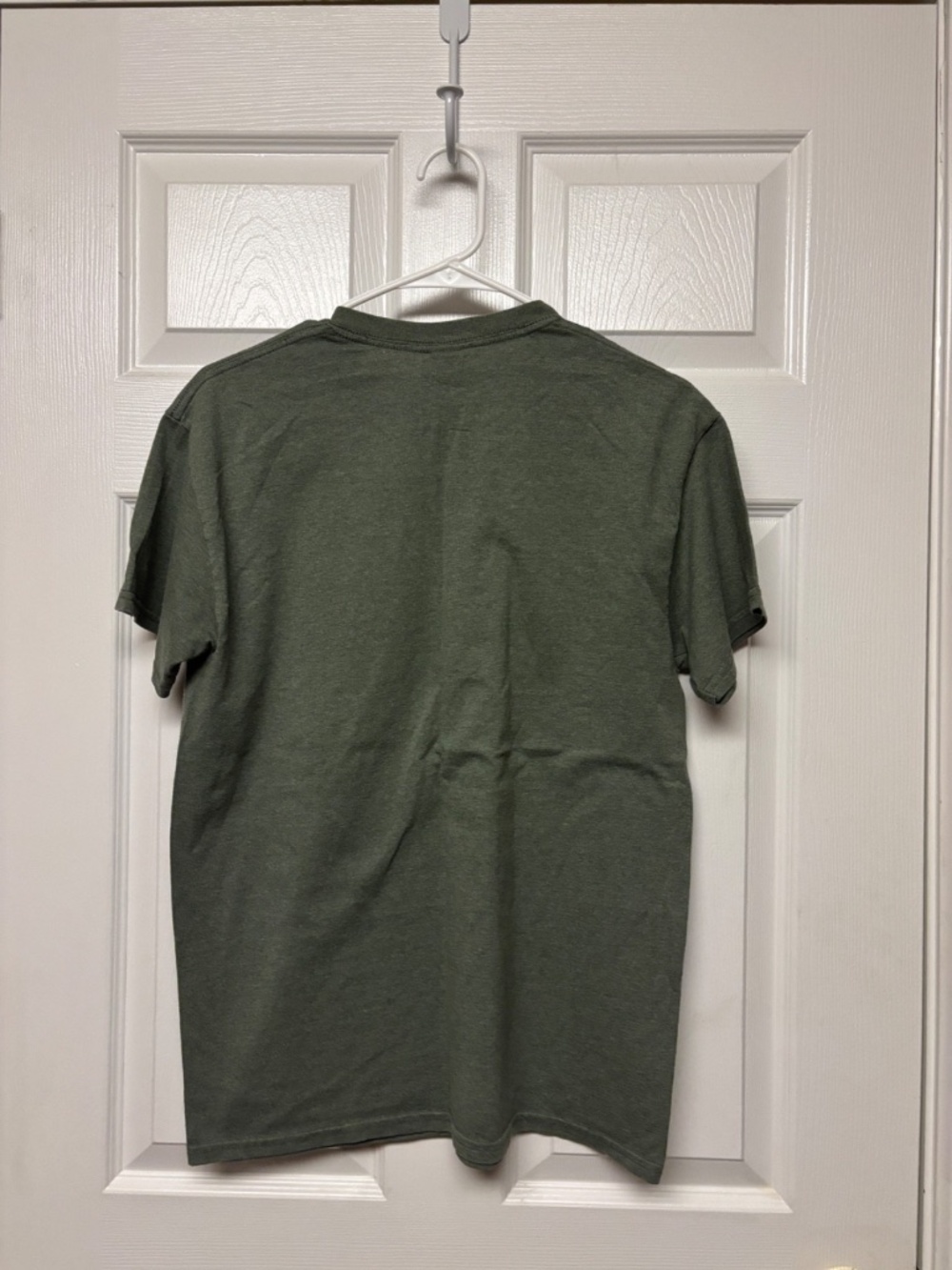 Hilton Head Island - North Carolina Gildan T-Shirt - Size: M - Picture 2 of 2
